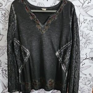BKE Charcoal Long Sleeve Top with Floral Accents